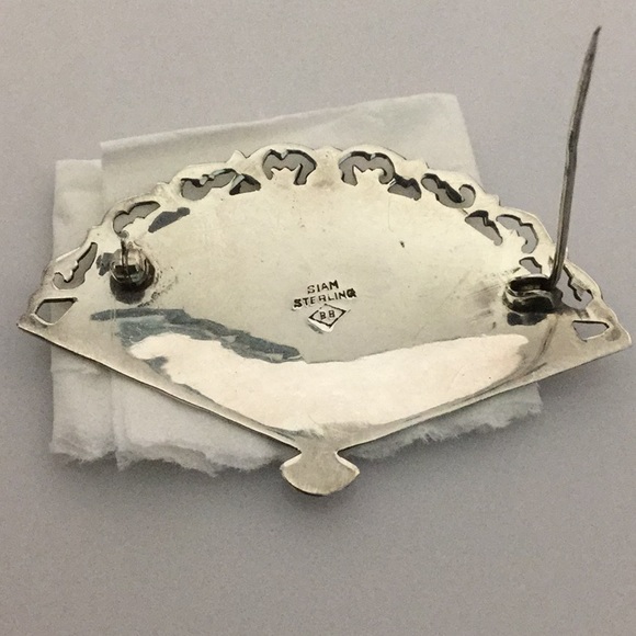 Vintage Handcrafted Siam Sterling Silver Brooch - Picture 5 of 6